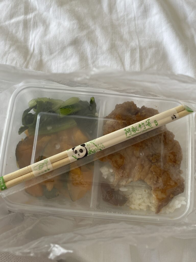 1階ご飯食べきれないと思って詰めたもの